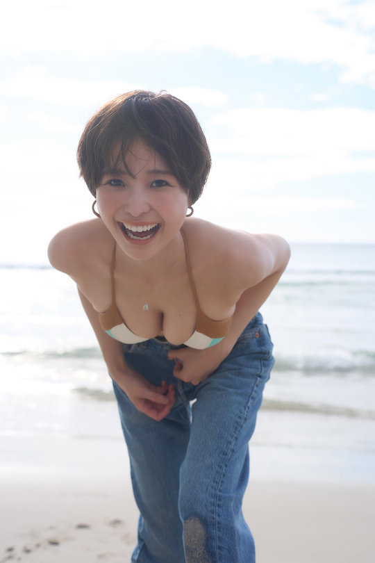 nagisa watanabe fuji tv announcer scandal photo book